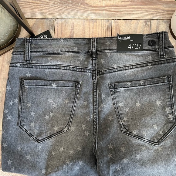 Kensie 4/27 Skinny Crop Ankle Star Jeans - NEW✨ - Picture 9 of 11